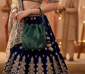 Matching bridesmaid dresses with stylish wedding party handbags